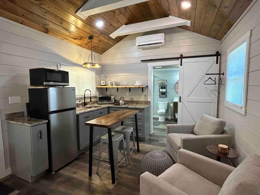 Blissful Nook Tiny Home ~ Cozy Retreat W/ Hot Tub; Near Town And Deep Creek Bryson City Exterior foto