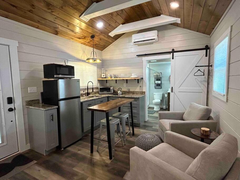 Blissful Nook Tiny Home ~ Cozy Retreat W/ Hot Tub; Near Town And Deep Creek Bryson City Exterior foto