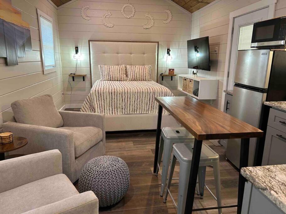 Blissful Nook Tiny Home ~ Cozy Retreat W/ Hot Tub; Near Town And Deep Creek Bryson City Exterior foto