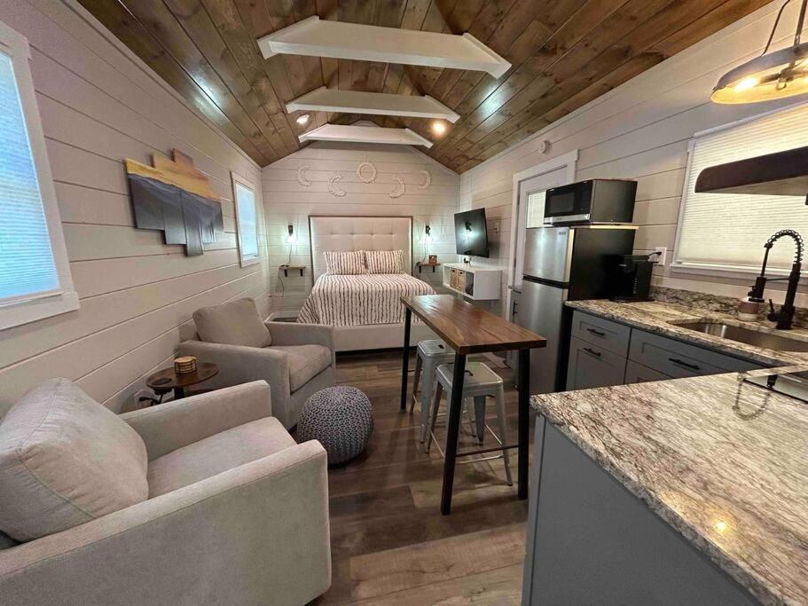 Blissful Nook Tiny Home ~ Cozy Retreat W/ Hot Tub; Near Town And Deep Creek Bryson City Exterior foto